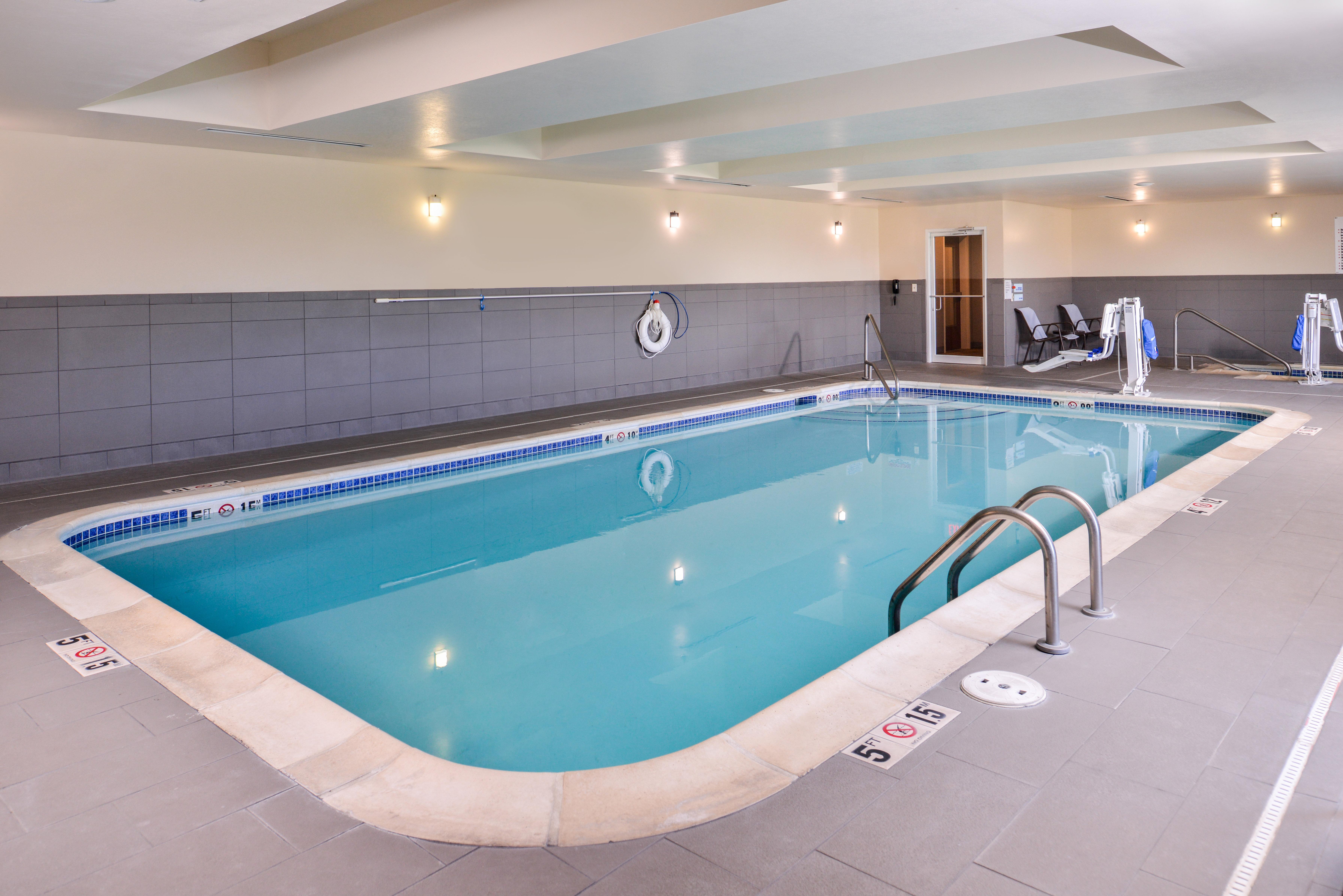 Holiday Inn Express Hotel & Suites York By Ihg Esterno foto