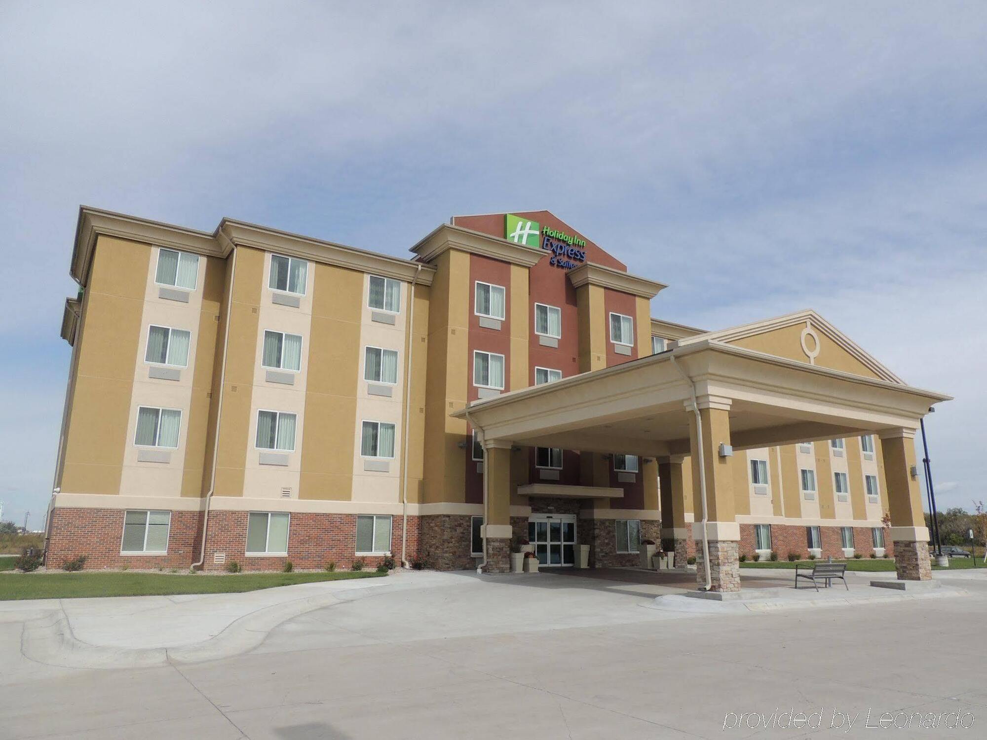 Holiday Inn Express Hotel & Suites York By Ihg Esterno foto